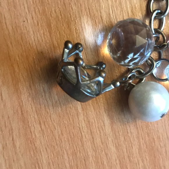 👴 3/$20 Silver Assorted Charms - Picture 2 of 4